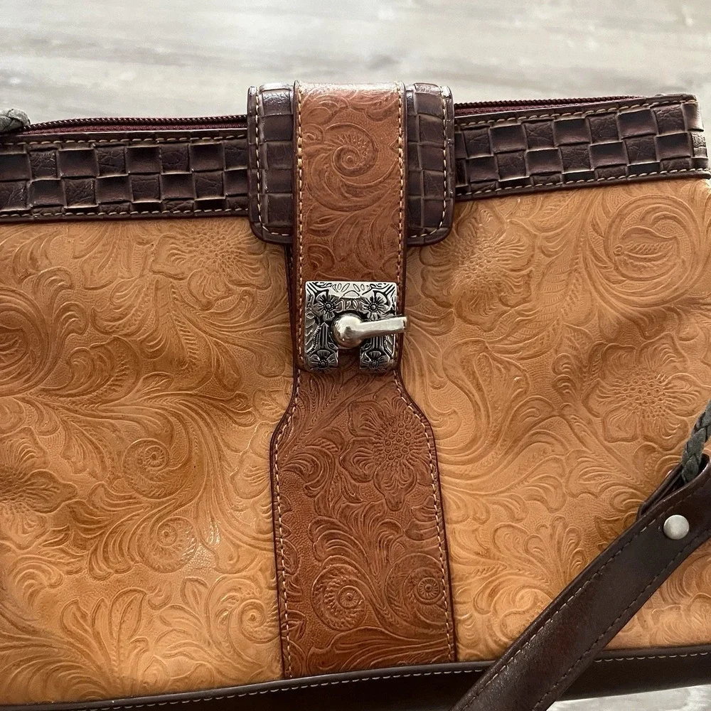 M.C. Marc Chantal Brown Leather‎ Bag Crossbody Purse